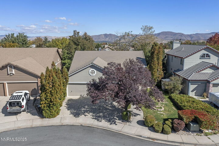 Property Photo: 949 Wheatland Court NV 89511