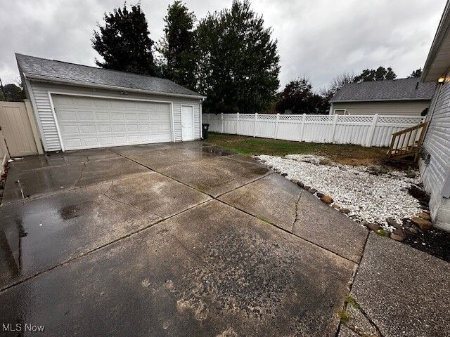 Property Photo:  586 Ingalls Road  OH 44312