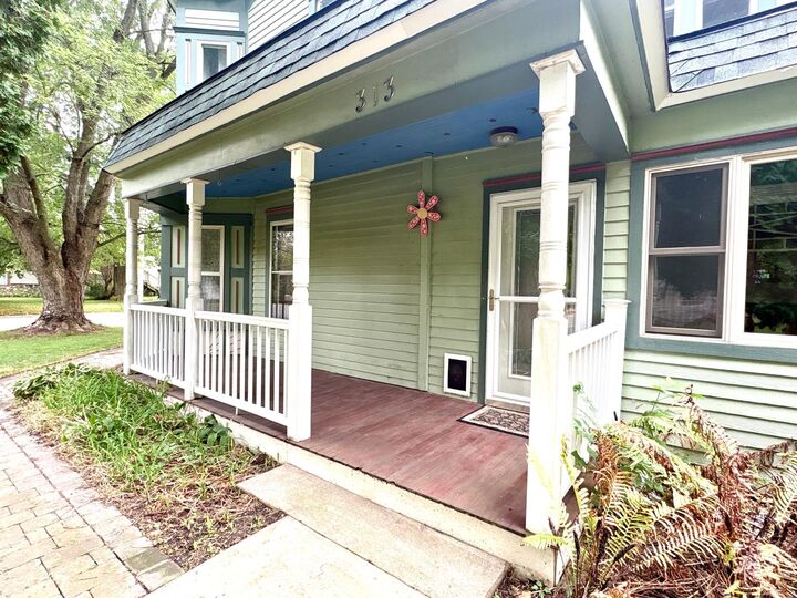 Property Photo:  313 Angel Avenue SW  MN 55388 