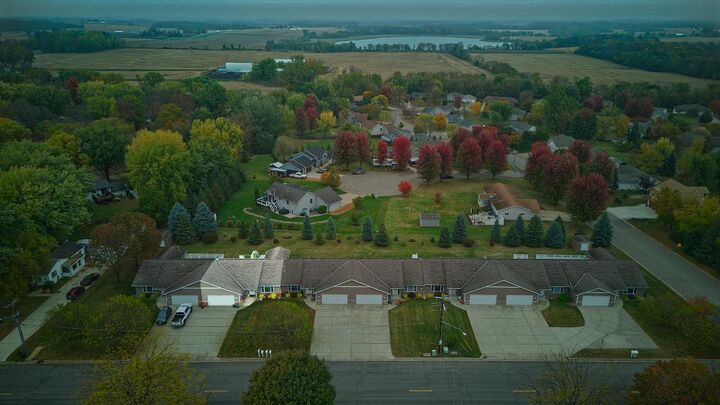 Property Photo: 212 Linden Avenue W MN 55395