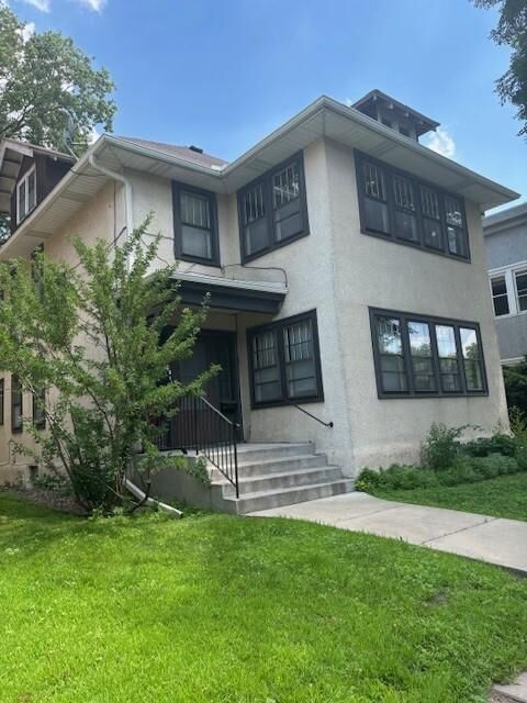 Property Photo: 3237 Lyndale Avenue S MN 55408