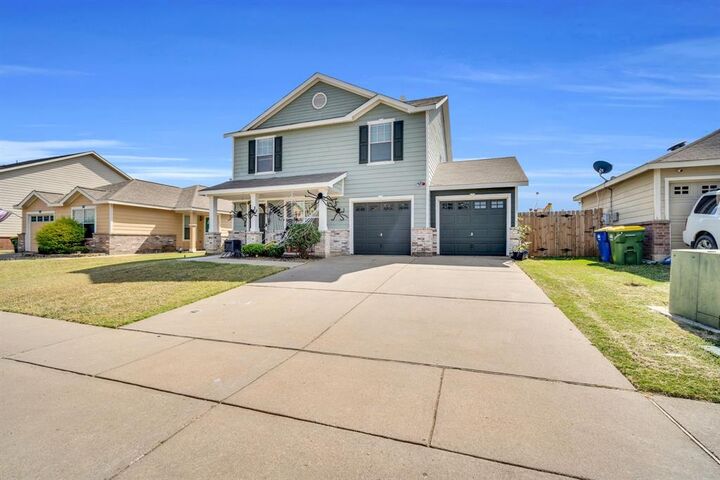 Property Photo:  109 Independence Avenue  TX 76084