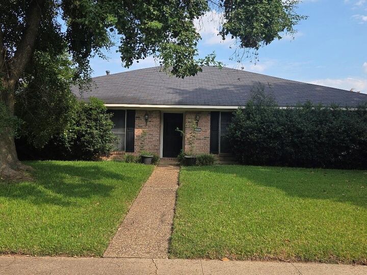 Property Photo: 600 Rock Hollow Drive LA 71115