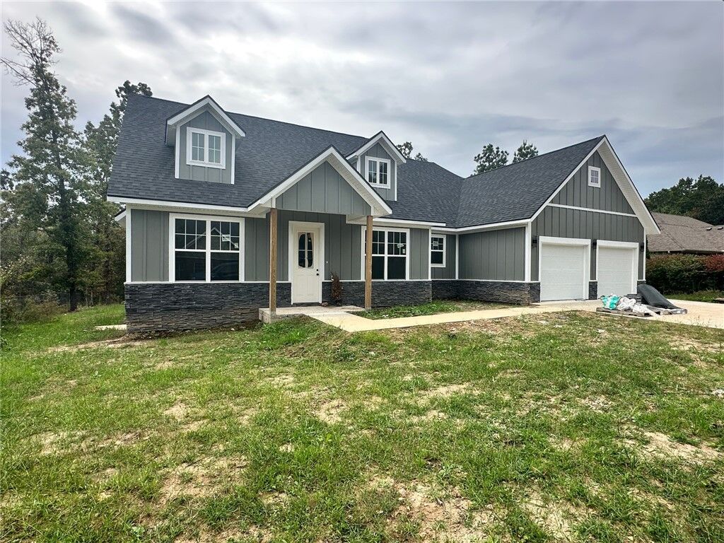 Property Photo: 20 Leawood Lane AR 72715