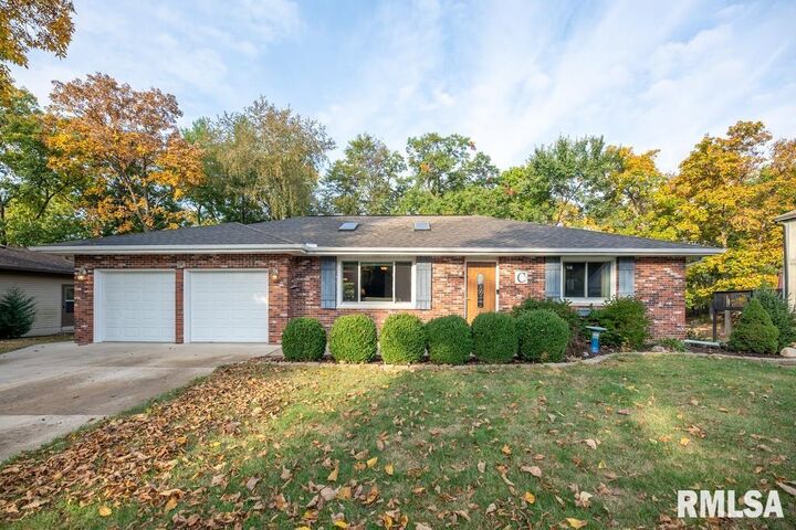6315 N Post Oak Road  Peoria IL 61615 photo