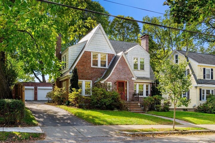 Property Photo:  68 Vernon St  MA 02458 