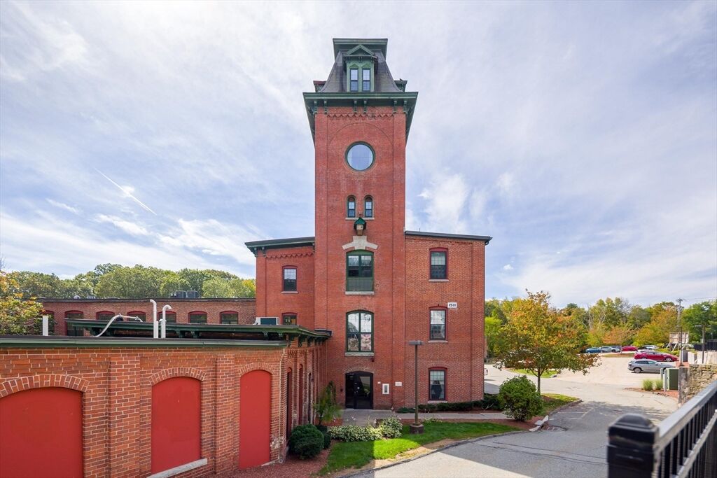 Property Photo:  1511 Main St. C306  MA 01603 