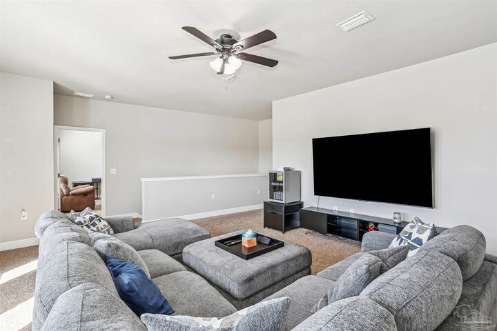 Property Photo:  3674 Hawks Landing Cir  FL 32571