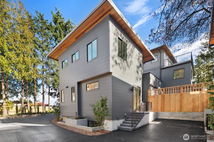 Property Photo: 3949 B W Barrett Lane WA 98199