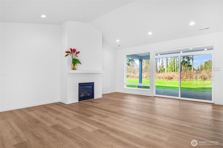 Property Photo:  2517  197th Street NE  WA 98223 