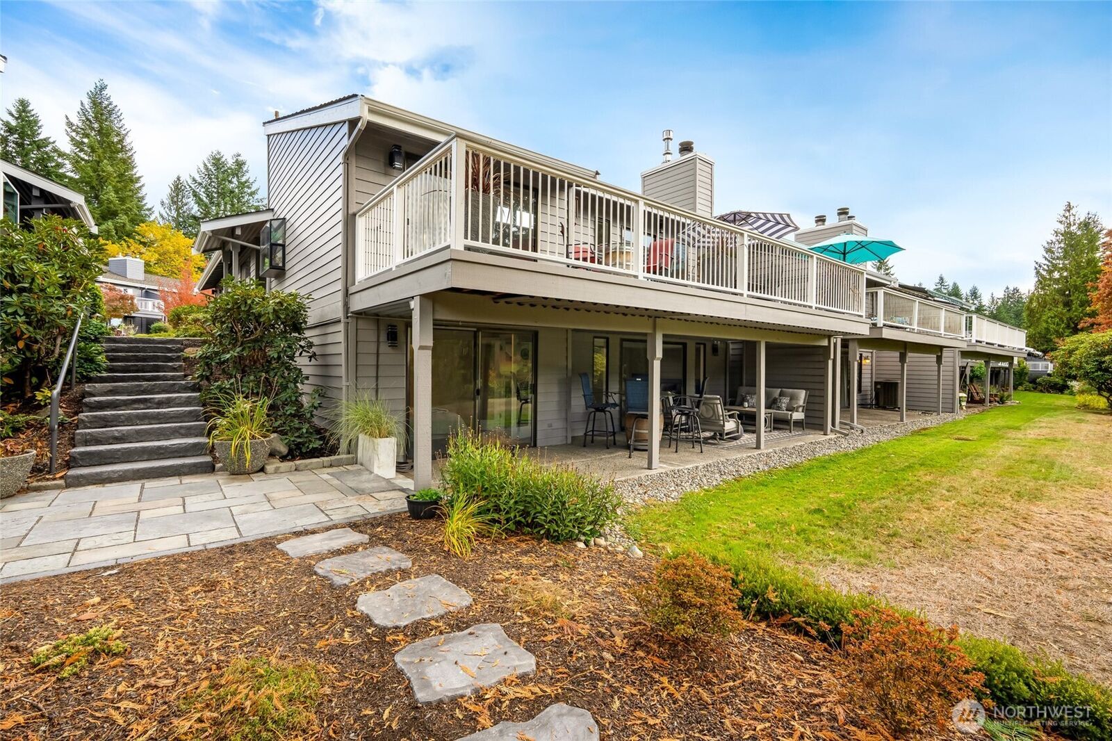 Property Photo:  15000  Village Green Drive 18  WA 98012 