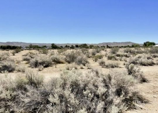 Property Photo:  509-090-25 Vulcan  CA 93555