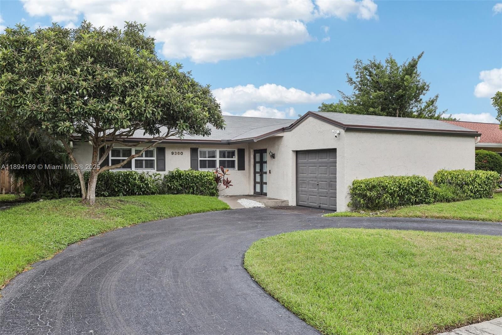 Property Photo: 9360 NW 33rd Mnr FL 33351