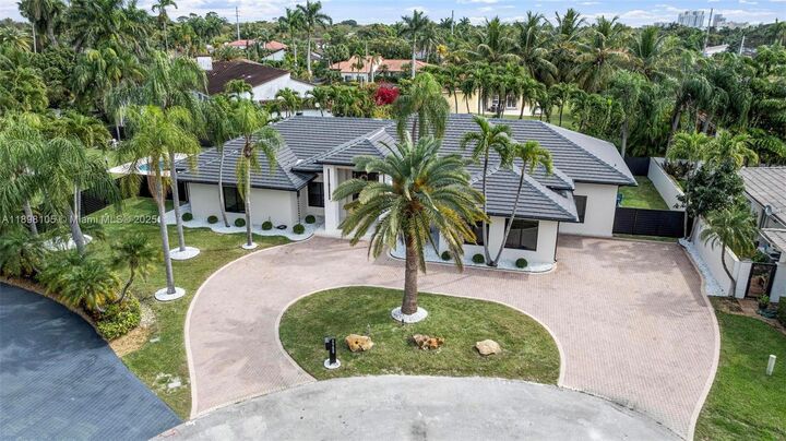 7755 SW 85th Ct  Miami FL 33143 photo