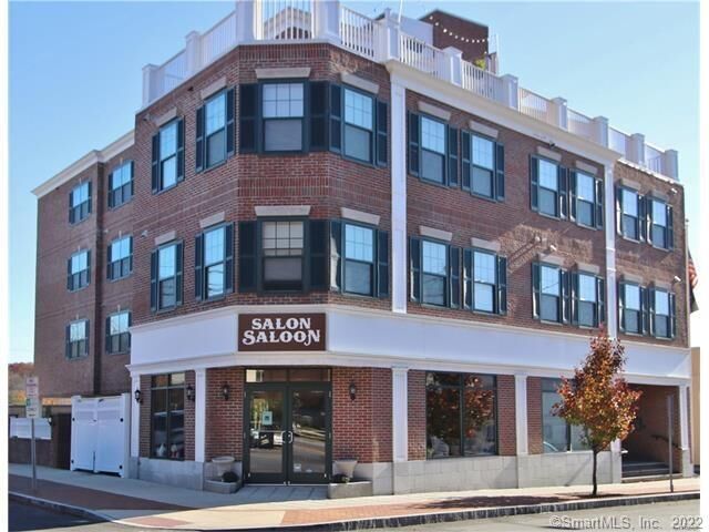 Property Photo: 947 Hope Street 301 CT 06907