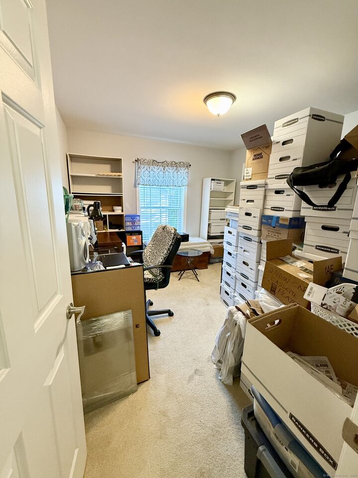 Property Photo:  3 Cliff Road  CT 06339 