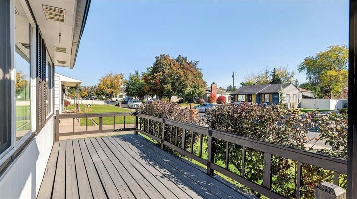 Property Photo:  5511 N D St  WA 99205 