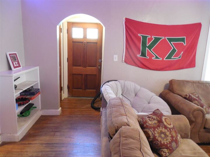 Property Photo:  913 &Amp 913 1/2 W 10th Avenue  OK 74074