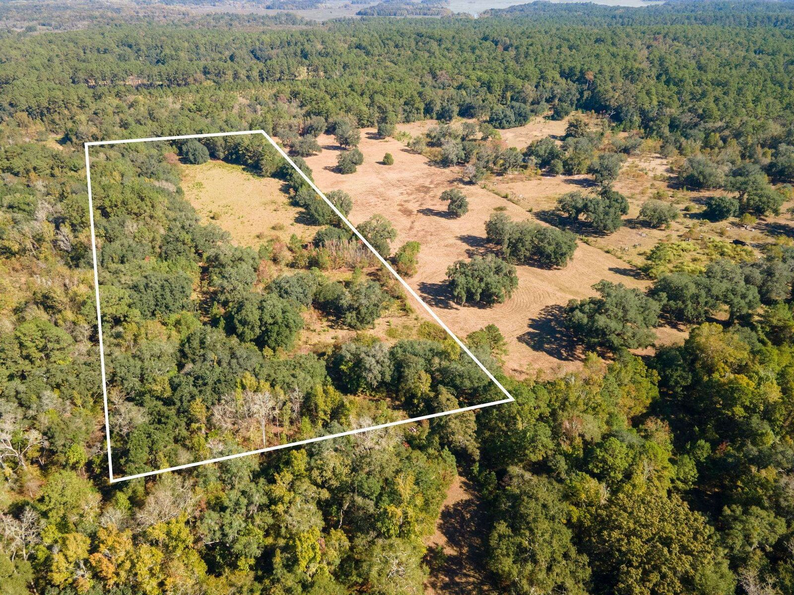 Property Photo: Y Gardners Farm Road FL 32312