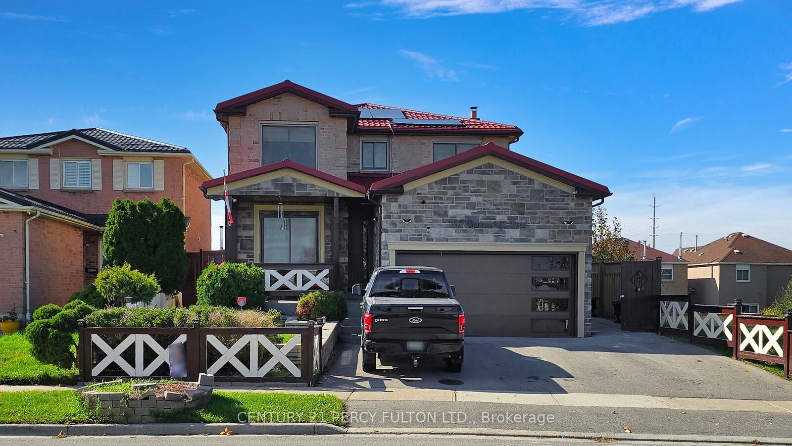 Photo de la propriété: 287 Ravenscroft Road Legal Bsmt ON L1T 2A3
