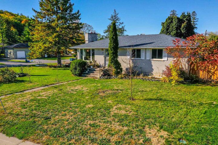 Property Photo: 32 Nelson Street ON K0K 1E0