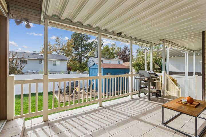 Property Photo: 9982 Mumford Drive Dr UT 84094