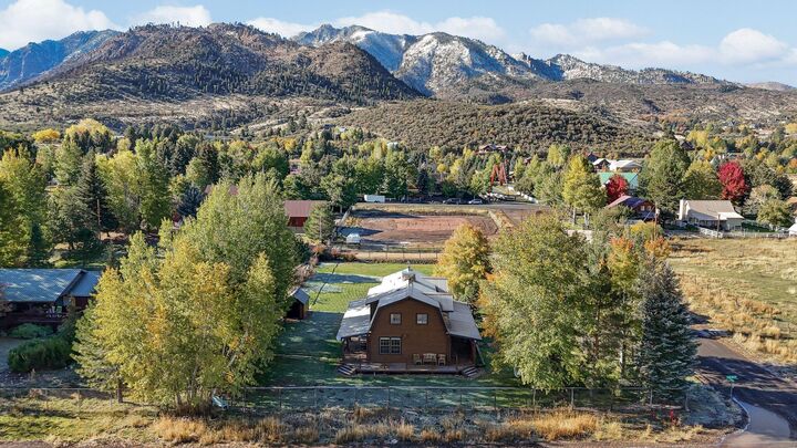 Property Photo:  82 N 400 W  UT 84781 