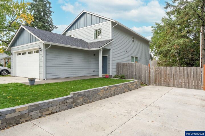 Property Photo: 965 Morningside Dr SE OR 97302