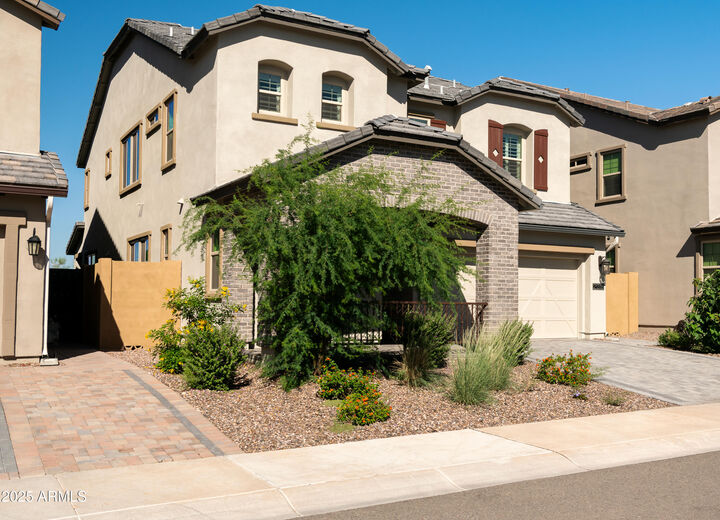 Property Photo:  21318 N 58th Street  AZ 85054