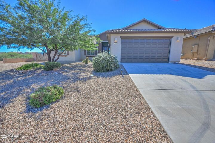 Property Photo:  4390 Christopher Drive  AZ 85650 