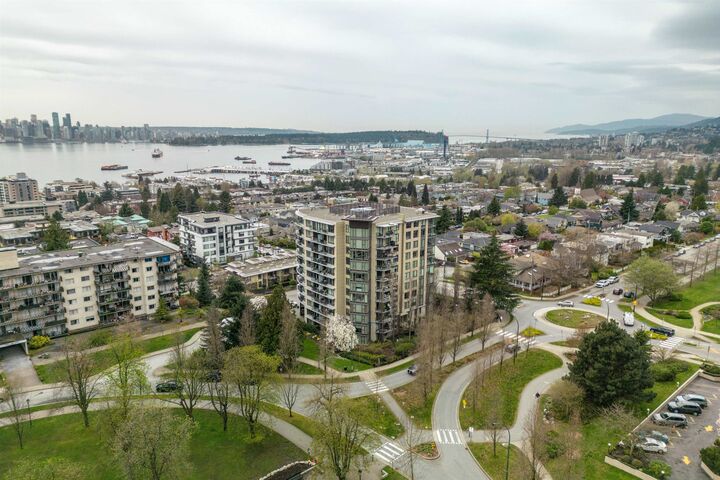 683 Victoria Park West 501  North Vancouver BC V7M 0A2 photo