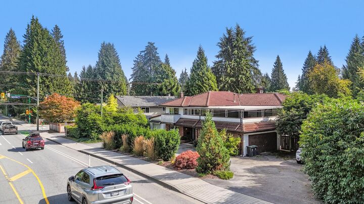 Property Photo: 815 E 29th Street BC V7K 1B6