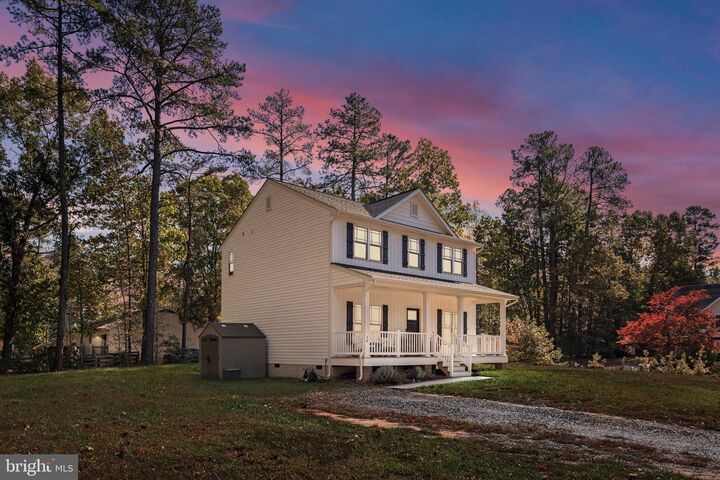 Property Photo:  16 Lincoln Cove  VA 22546 