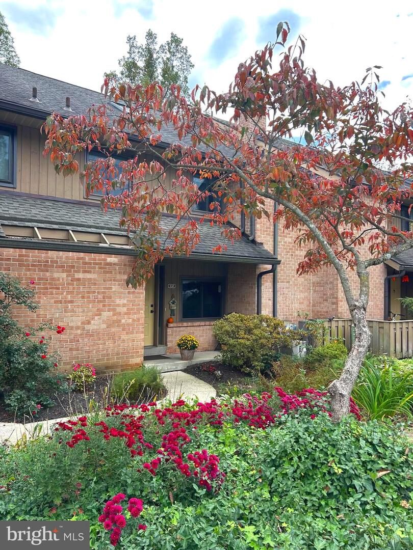 Property Photo:  332 Paoli Woods 332  PA 19301 