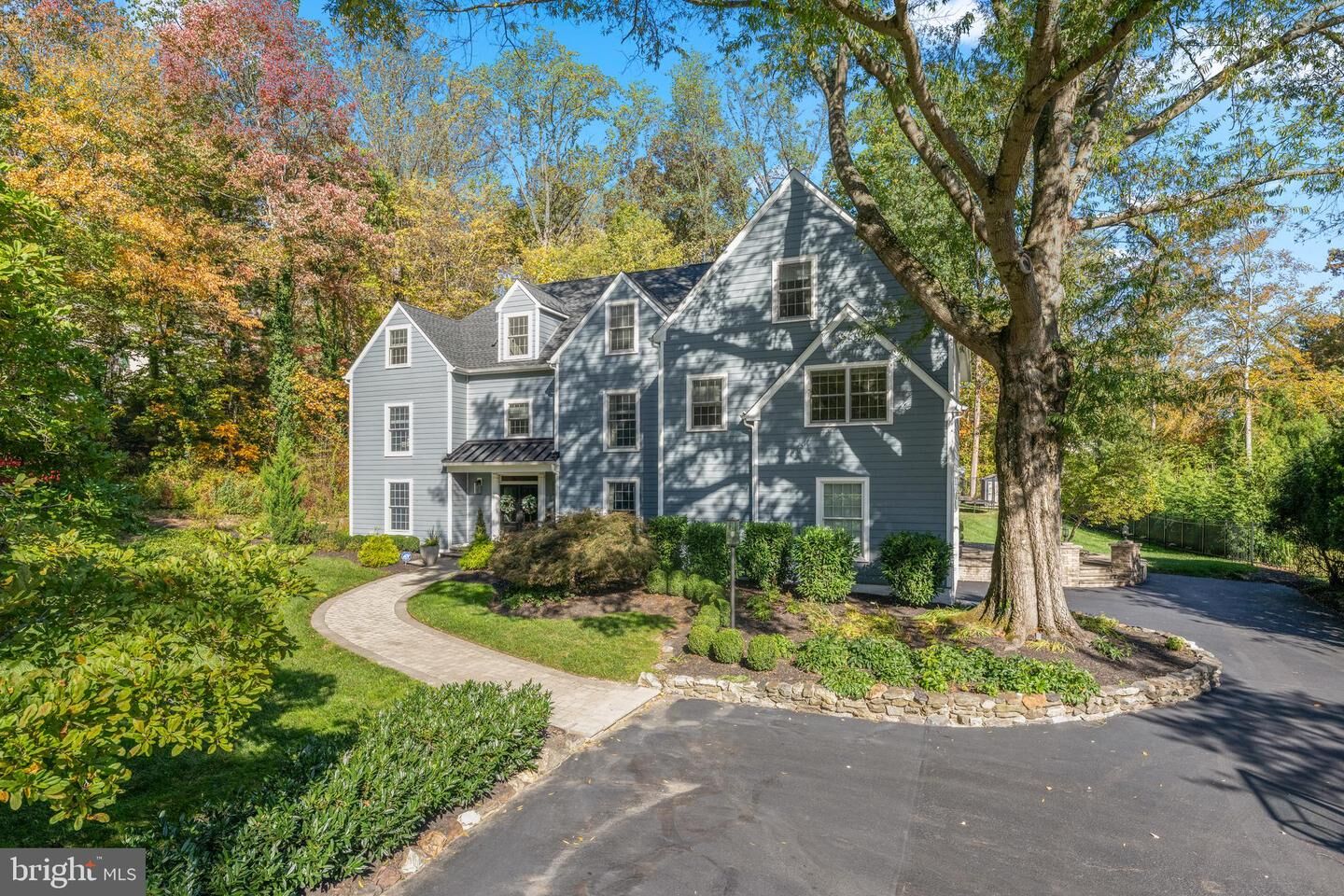 Property Photo:  213 Hermitage Drive  PA 19087 