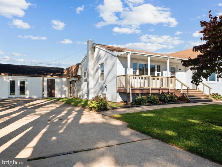 Property Photo: 272 Jefferson Terrace Road WV 25414