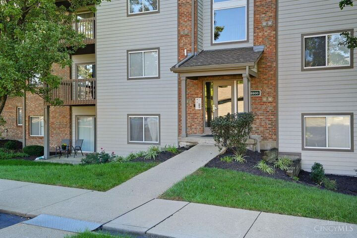 Property Photo: 8900 Eagleview Drive OH 45069