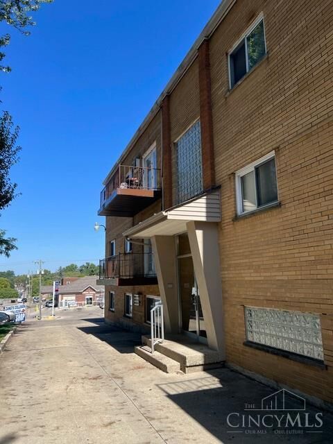 4163 Harrison Avenue  Cheviot OH 45211 photo