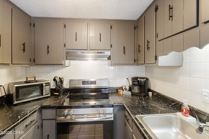 Property Photo:  6209 Pridgen Street  FL 32404