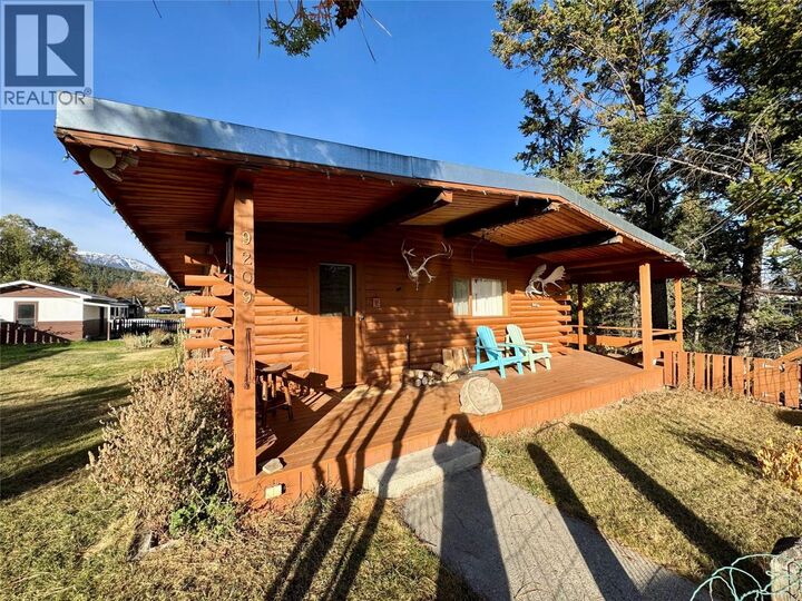 Property Photo: 9209 Moffat Avenue BC V0A 1K5
