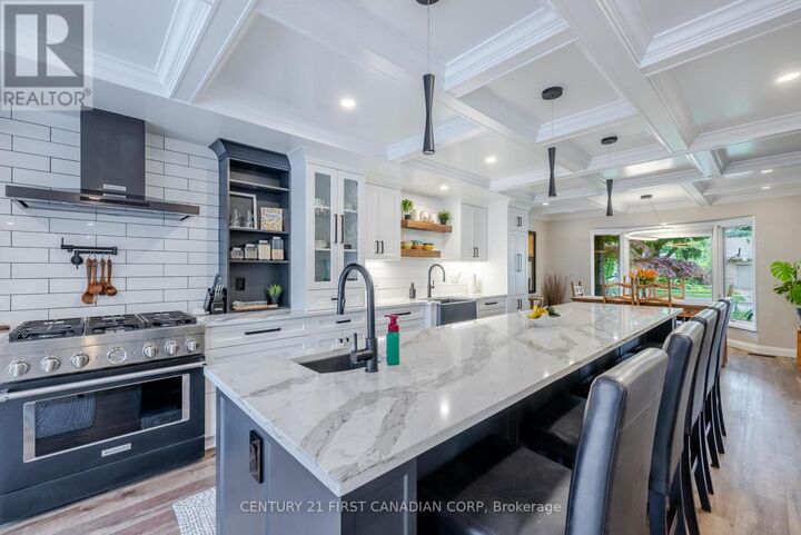 Photo de la propriété: 1360 Hastings Drive ON N5X 2J3