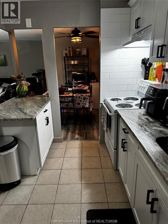 Photo de la propriété: 63 Baldoon Road 206 ON N7L 1E2