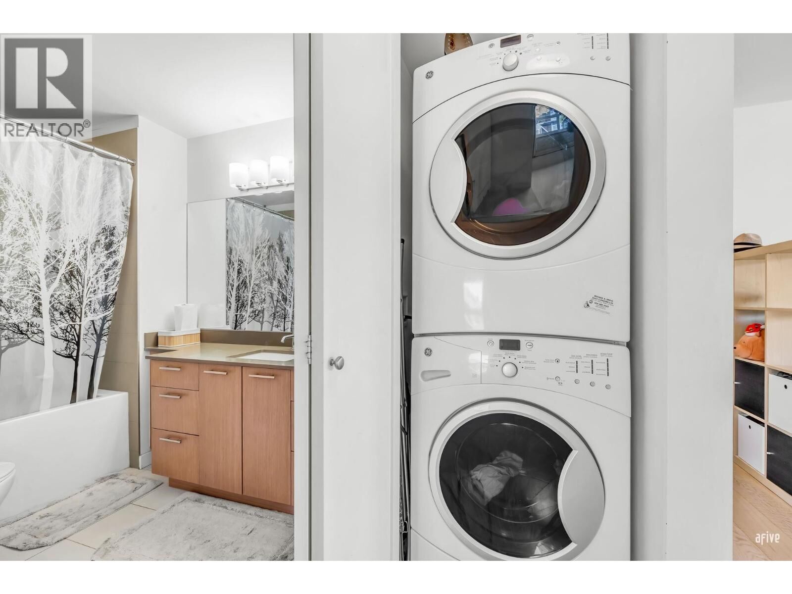 Property Photo:  215 Brookes Street 206  BC V3M 0G5 