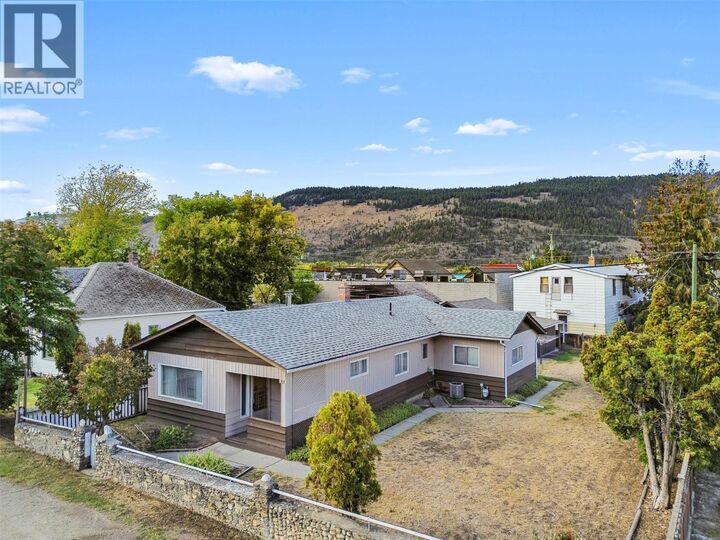 Property Photo:  834 Sicamous Avenue  BC V0E 1M0 