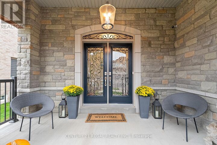 Photo de la propriété:  43 Valleyscape Trail  ON L7C 3Z2