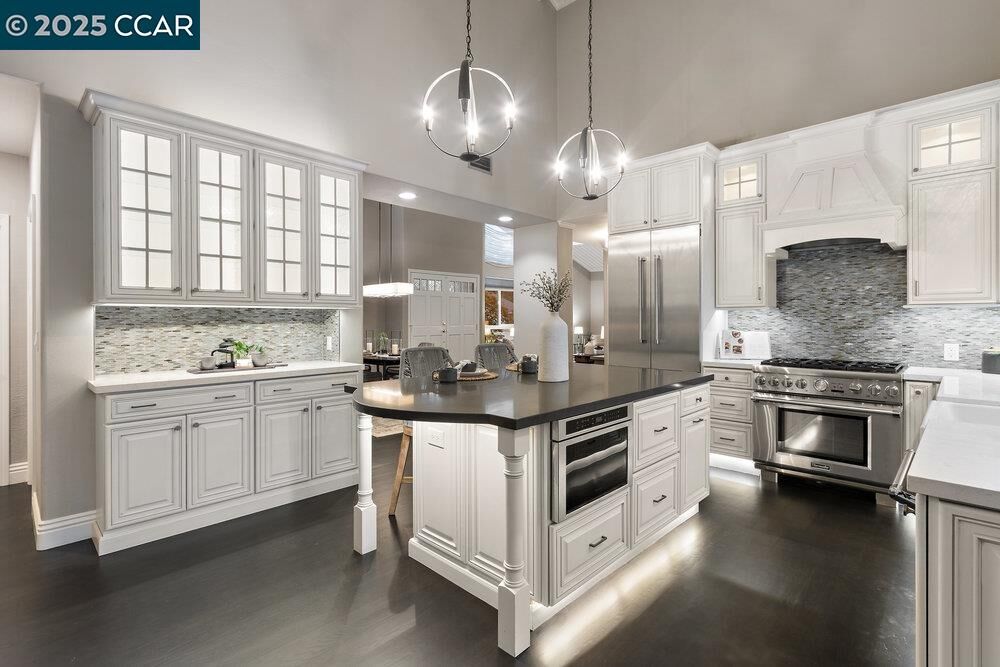 Property Photo: 1910 Morello Ave CA 94523