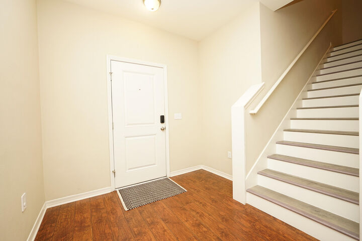 Property Photo: 1305 Finck Road FL 32578