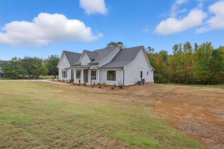 Property Photo: 97 Old Town Road GA 30019