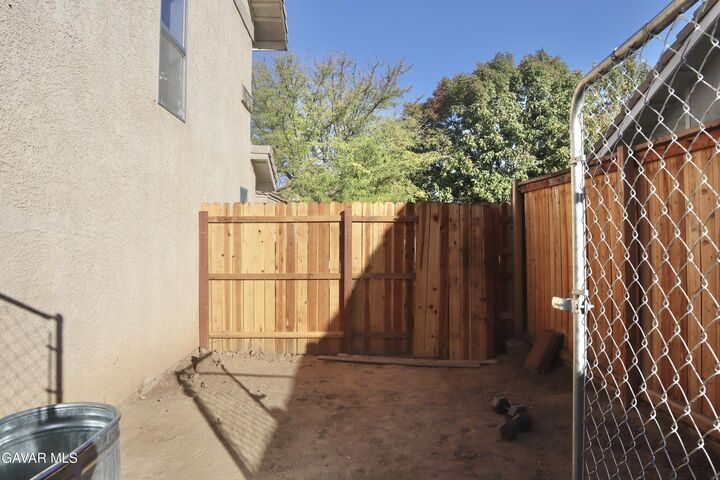 Property Photo: 44651 Foxboro Court CA 93535
