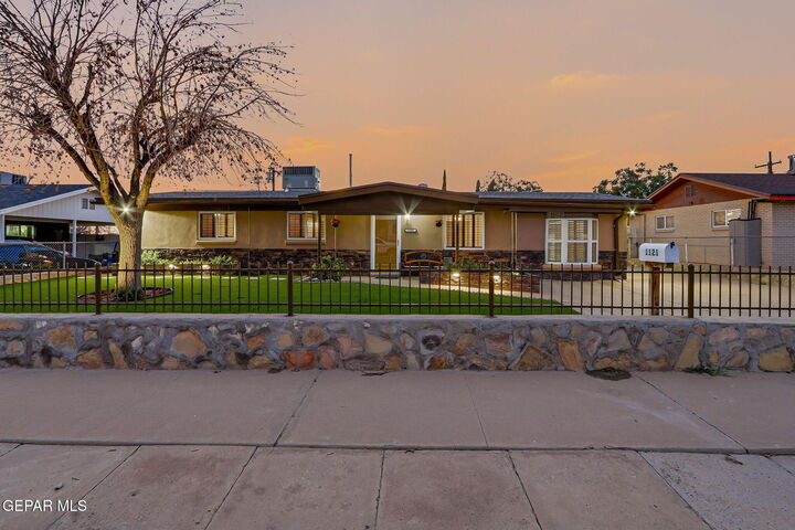 1121 Stanley Street  El Paso TX 79907 photo